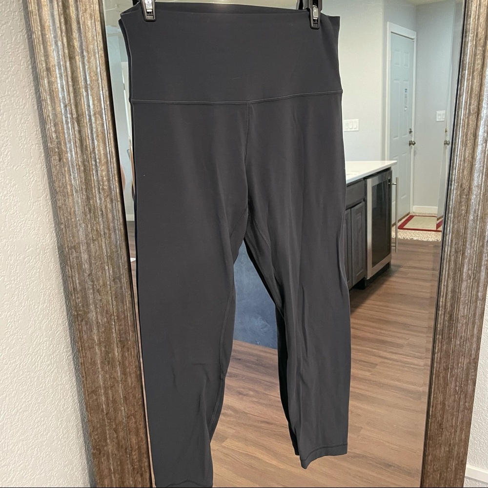 Lululemon Align Sz 8 leggings